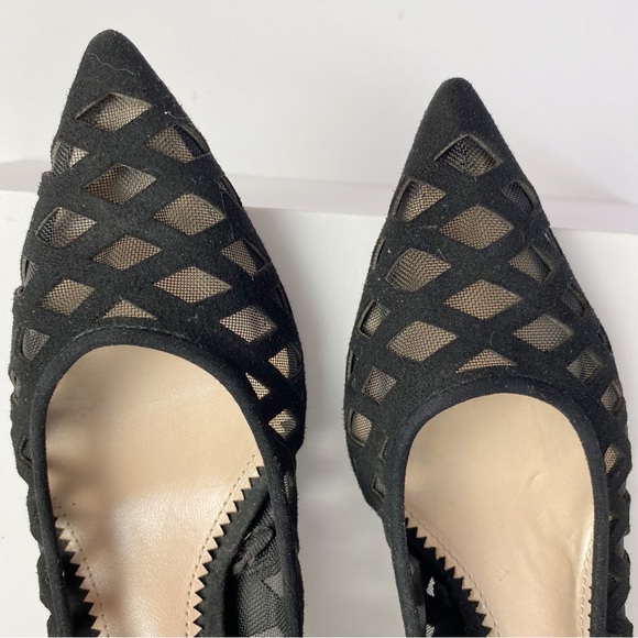 Black Geometric Mesh Pointed Toe Block Heel Pumps - Picture 5 of 9